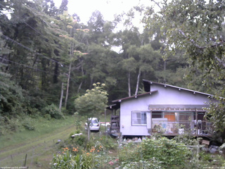 長野県菅平高原 ゆたか山荘 西側(坂上) 2026/08/23 17:45