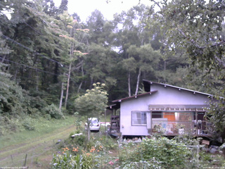 長野県菅平高原 ゆたか山荘 西側(坂上) 2026/08/23 18:00