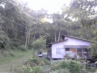 長野県菅平高原 ゆたか山荘 西側(坂上) 2026/08/24 17:00
