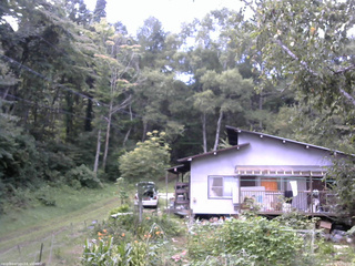 長野県菅平高原 ゆたか山荘 西側(坂上) 2026/08/25 12:00