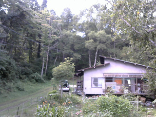 長野県菅平高原 ゆたか山荘 西側(坂上) 2026/08/25 12:45