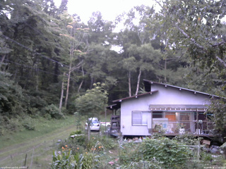 長野県菅平高原 ゆたか山荘 西側(坂上) 2026/08/25 17:45