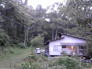 長野県菅平高原 ゆたか山荘 西側(坂上) 2026/08/25 18:15