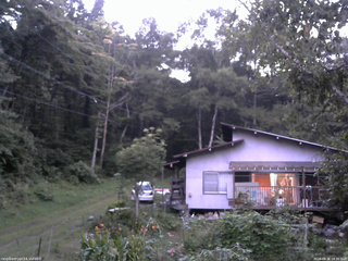長野県菅平高原 ゆたか山荘 西側(坂上) 2026/08/25 18:30
