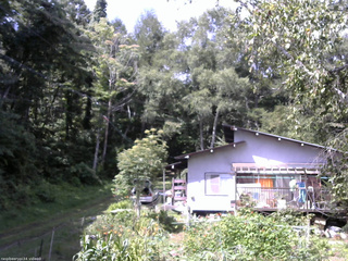 長野県菅平高原 ゆたか山荘 西側(坂上) 2026/08/26 10:15