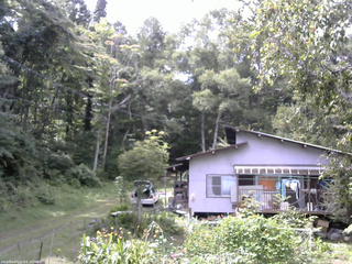 長野県菅平高原 ゆたか山荘 西側(坂上) 2026/08/26 12:00
