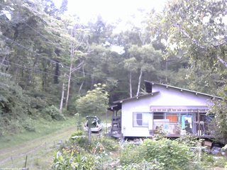 長野県菅平高原 ゆたか山荘 西側(坂上) 2026/08/26 13:00
