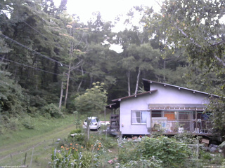 長野県菅平高原 ゆたか山荘 西側(坂上) 2026/08/26 17:45