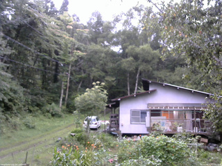 長野県菅平高原 ゆたか山荘 西側(坂上) 2026/08/27 07:45