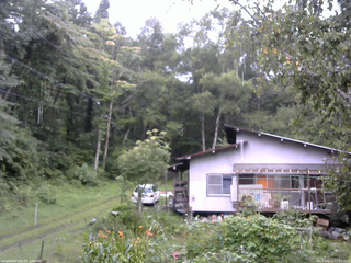 長野県菅平高原 ゆたか山荘 西側(坂上) 2026/08/27 12:00