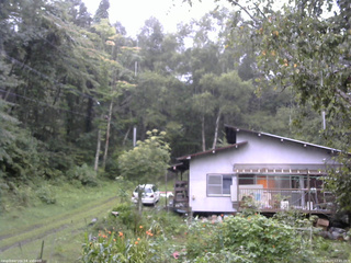 長野県菅平高原 ゆたか山荘 西側(坂上) 2026/08/27 12:45