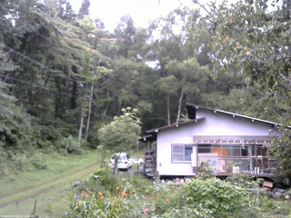 長野県菅平高原 ゆたか山荘 西側(坂上) 2026/08/27 15:30