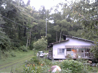長野県菅平高原 ゆたか山荘 西側(坂上) 2026/08/27 17:15