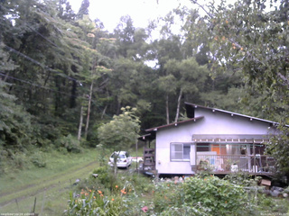 長野県菅平高原 ゆたか山荘 西側(坂上) 2026/08/27 17:45