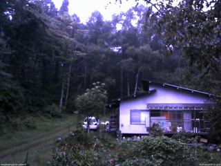 長野県菅平高原 ゆたか山荘 西側(坂上) 2026/08/29 05:15