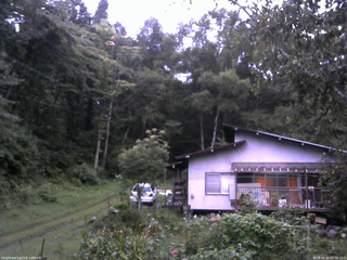 長野県菅平高原 ゆたか山荘 西側(坂上) 2026/08/30 05:30