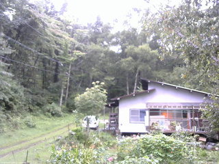 長野県菅平高原 ゆたか山荘 西側(坂上) 2026/08/30 07:45