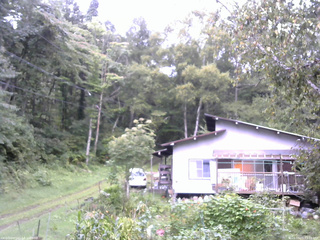 長野県菅平高原 ゆたか山荘 西側(坂上) 2026/09/03 15:15