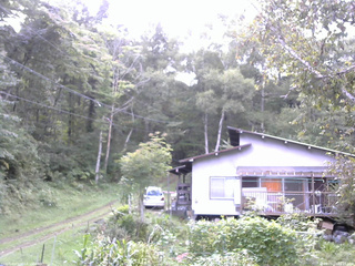 長野県菅平高原 ゆたか山荘 西側(坂上) 2026/09/13 15:15