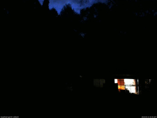 長野県菅平高原 ゆたか山荘 西側(坂上) 2026/09/13 18:30
