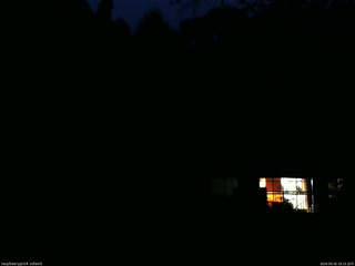 長野県菅平高原 ゆたか山荘 西側(坂上) 2026/09/16 18:15