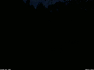 長野県菅平高原 ゆたか山荘 西側(坂上) 2026/09/17 05:00