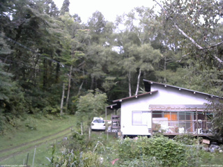 長野県菅平高原 ゆたか山荘 西側(坂上) 2026/09/17 08:15