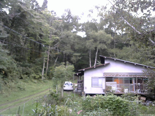 長野県菅平高原 ゆたか山荘 西側(坂上) 2026/09/17 12:00