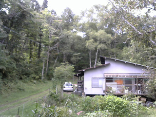 長野県菅平高原 ゆたか山荘 西側(坂上) 2026/09/19 12:00