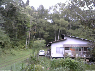 長野県菅平高原 ゆたか山荘 西側(坂上) 2026/09/20 07:00