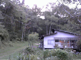 長野県菅平高原 ゆたか山荘 西側(坂上) 2026/09/25 05:45