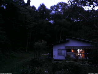 長野県菅平高原 ゆたか山荘 西側(坂上) 2026/09/26 17:45