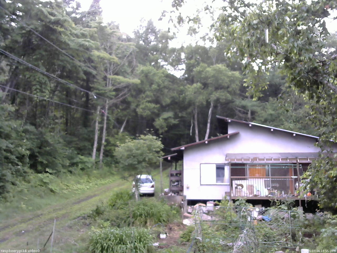 長野県菅平高原 ゆたか山荘 西側(坂上) 2025/07/16 18:15