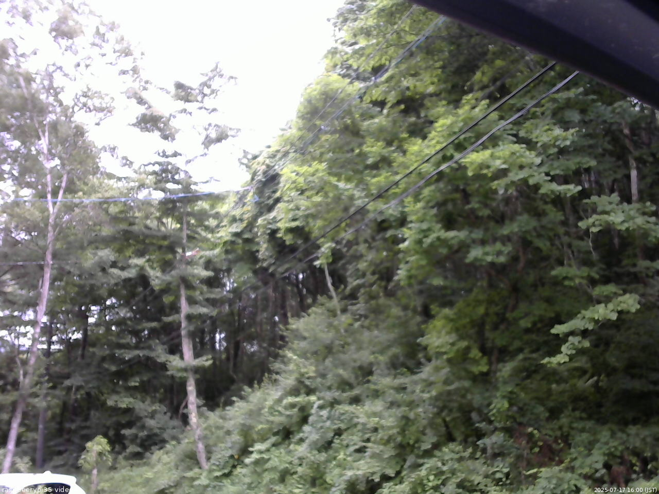 長野県菅平高原 ゆたか山荘 東側上空 2025/07/17 16:00