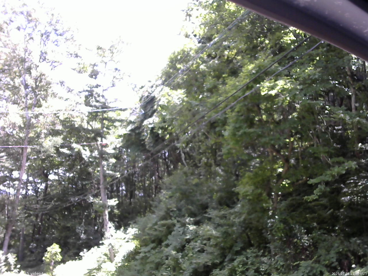長野県菅平高原 ゆたか山荘 東側上空 2025/07/18 11:30