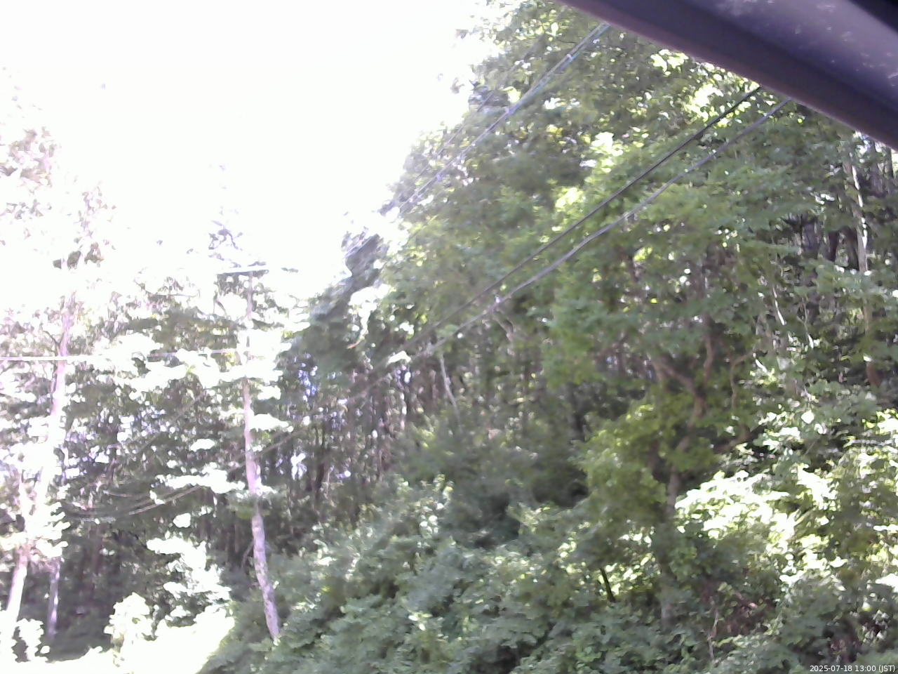 長野県菅平高原 ゆたか山荘 東側上空 2025/07/18 13:00