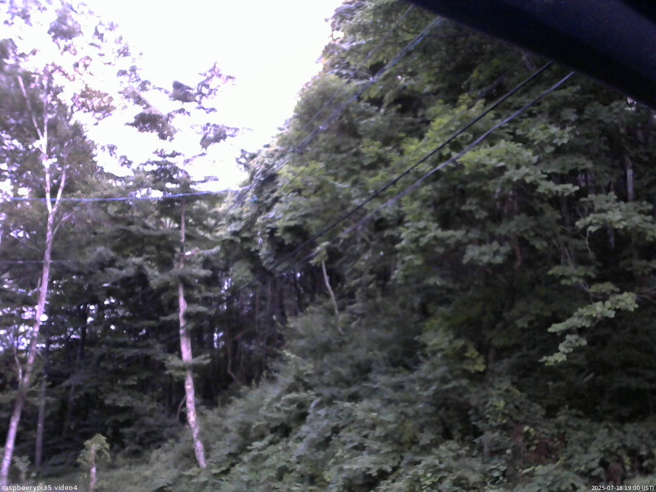 長野県菅平高原 ゆたか山荘 東側上空 2025/07/18 19:00