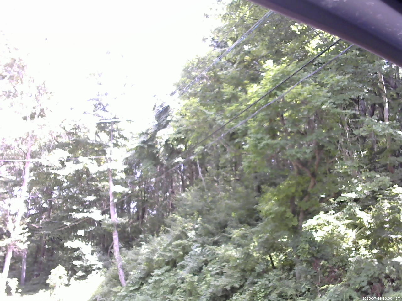 長野県菅平高原 ゆたか山荘 東側上空 2025/07/19 13:00