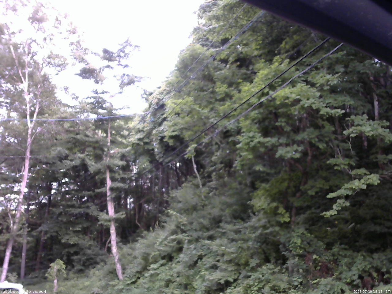 長野県菅平高原 ゆたか山荘 東側上空 2025/07/19 18:15