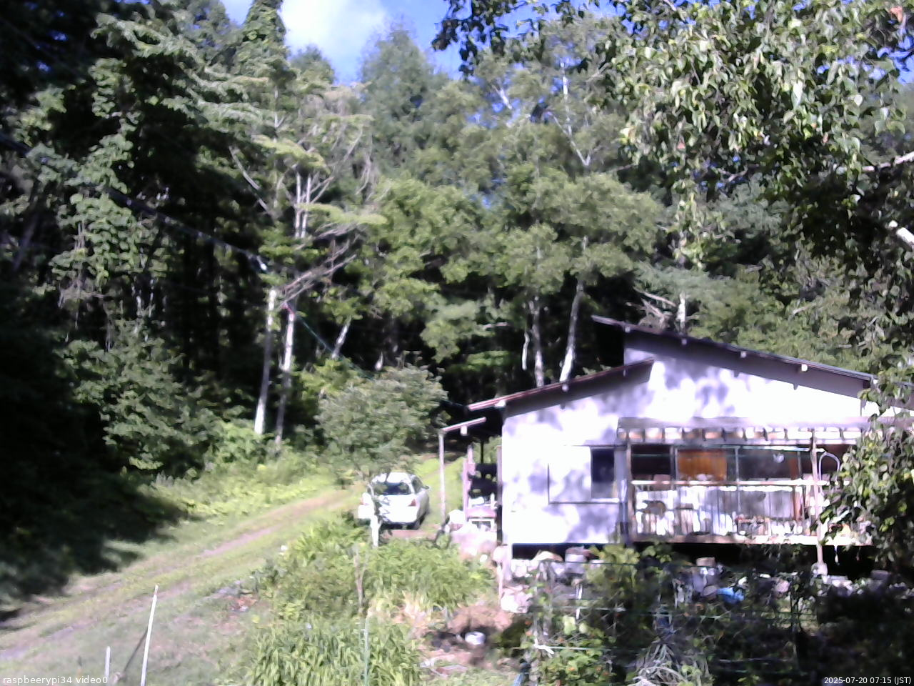 長野県菅平高原 ゆたか山荘 西側(坂上) 2025/07/20 07:15