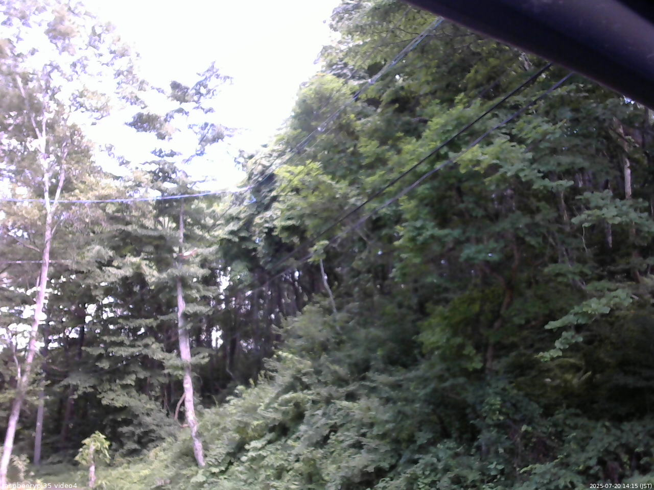 長野県菅平高原 ゆたか山荘 東側上空 2025/07/20 14:15