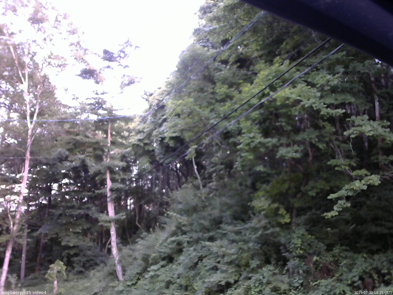 長野県菅平高原 ゆたか山荘 東側上空 2025/07/20 18:15