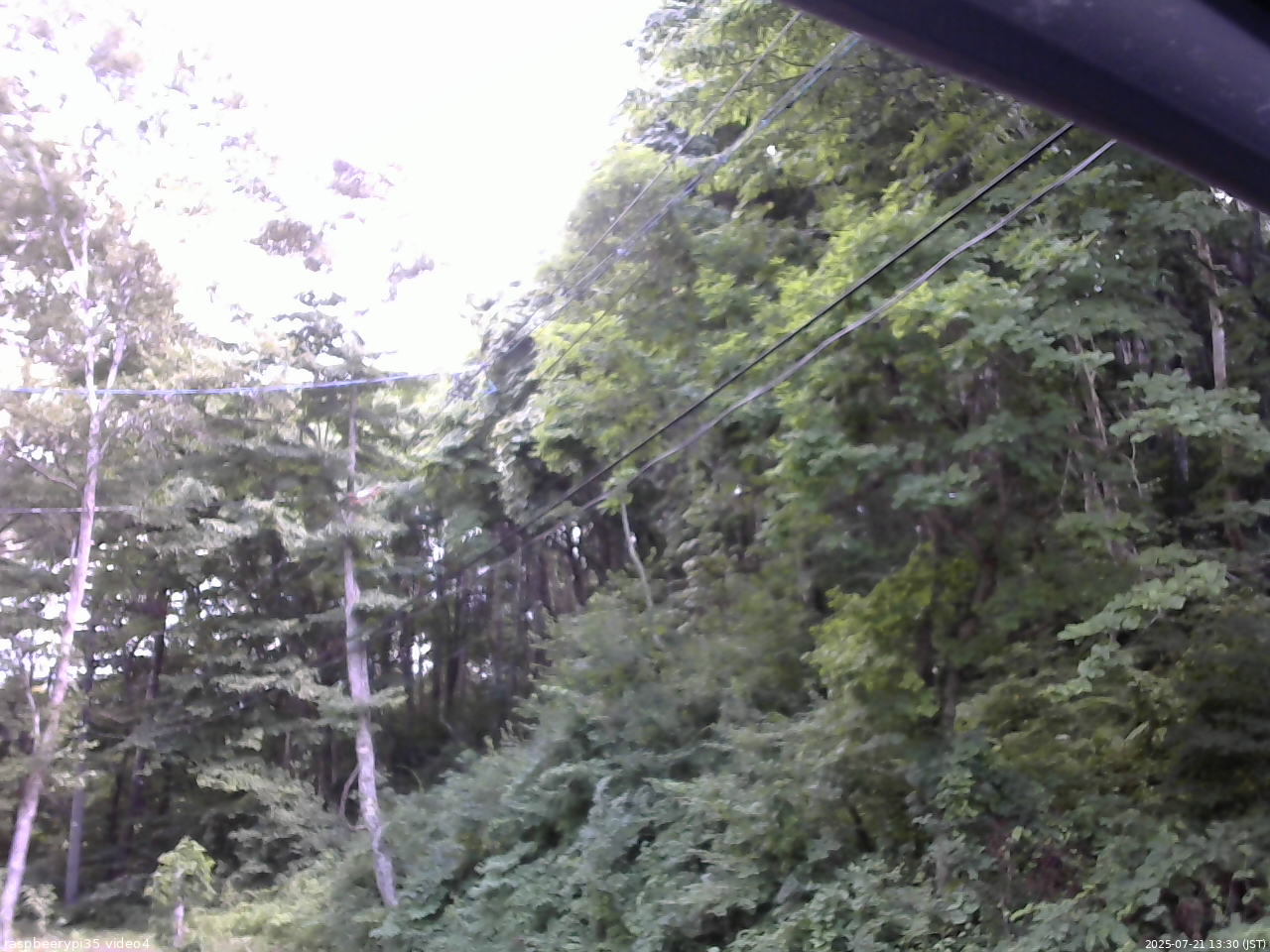 長野県菅平高原 ゆたか山荘 東側上空 2025/07/21 13:30
