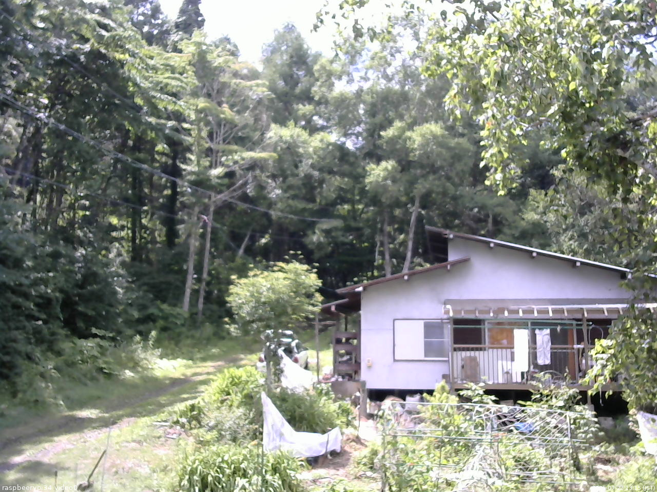 長野県菅平高原 ゆたか山荘 西側(坂上) 2025/07/22 13:15