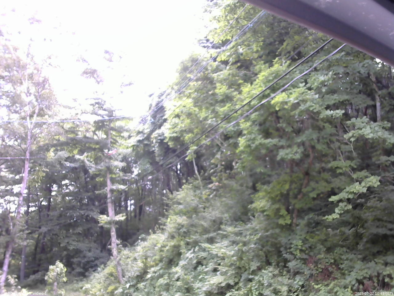 長野県菅平高原 ゆたか山荘 東側上空 2025/07/22 10:45