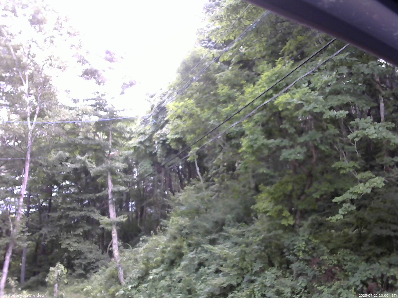 長野県菅平高原 ゆたか山荘 東側上空 2025/07/22 13:00