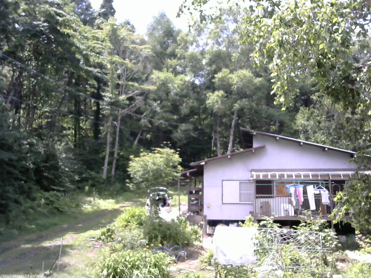 長野県菅平高原 ゆたか山荘 西側(坂上) 2025/07/23 12:45
