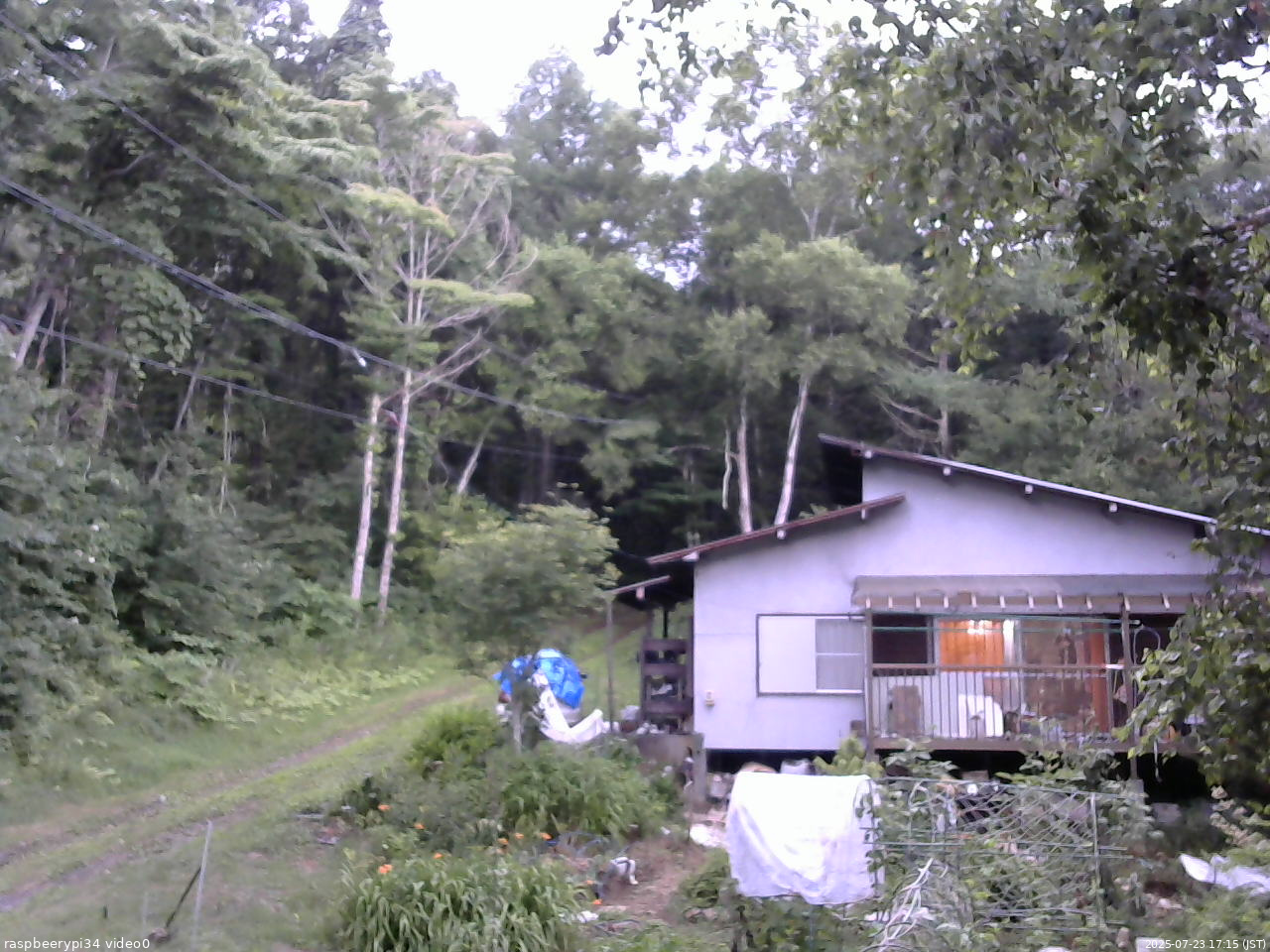 長野県菅平高原 ゆたか山荘 西側(坂上) 2025/07/23 17:15