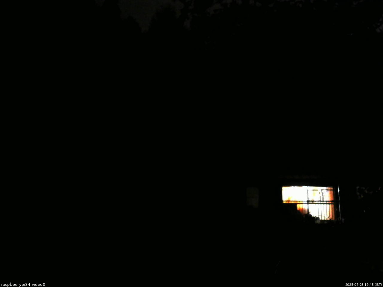 長野県菅平高原 ゆたか山荘 西側(坂上) 2025/07/23 19:45