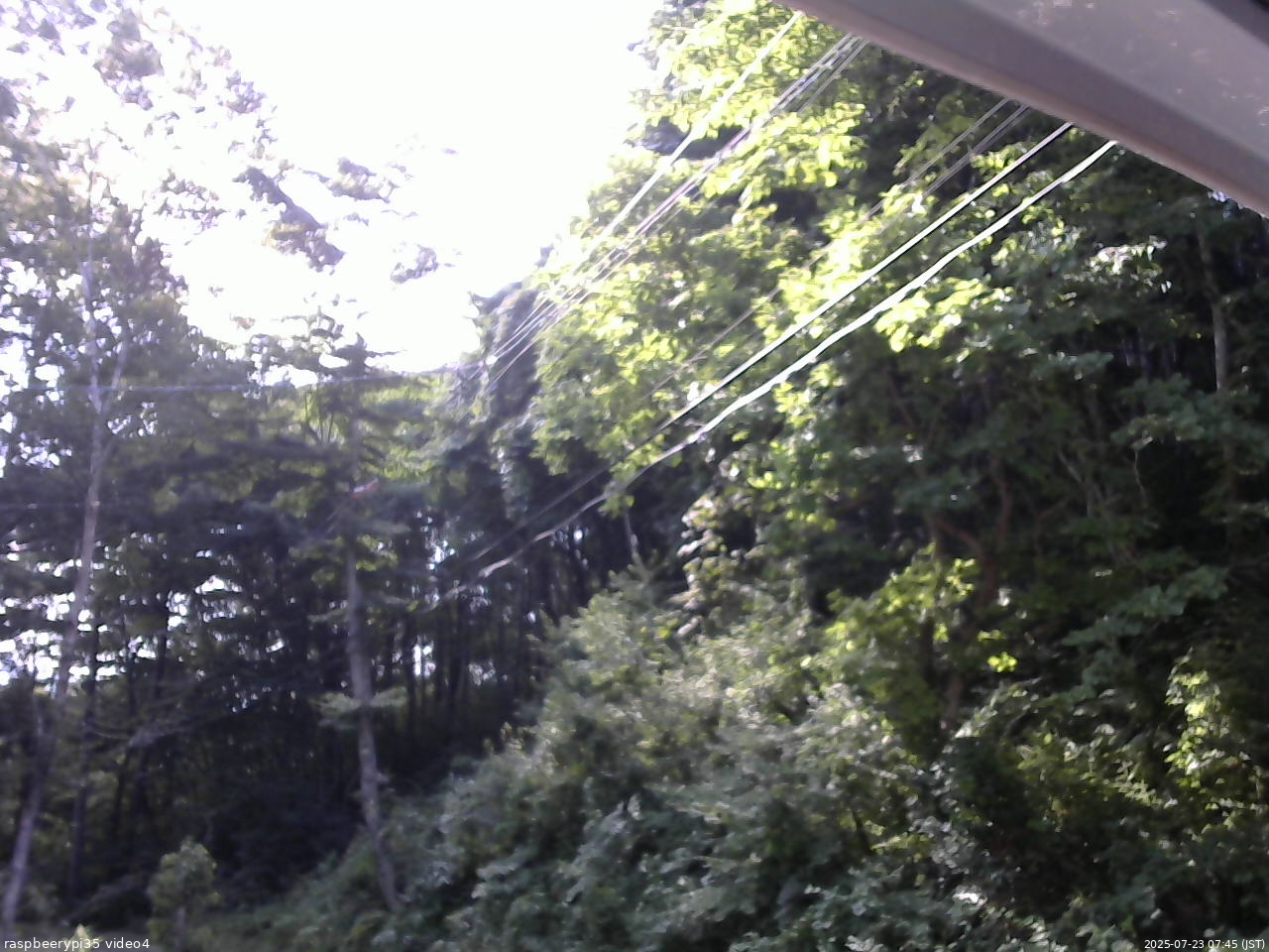 長野県菅平高原 ゆたか山荘 東側上空 2025/07/23 07:45